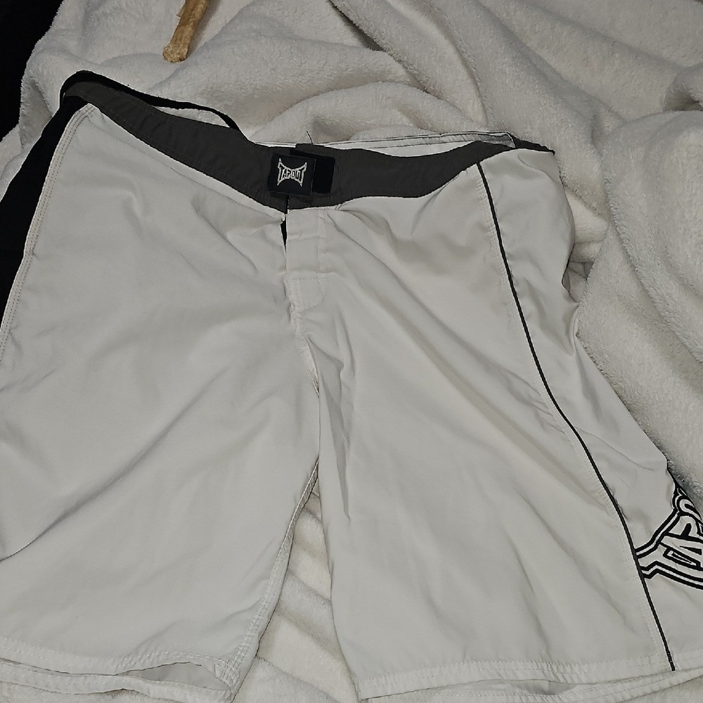 Everlast White Men's Athletic Shorts with Black Trim